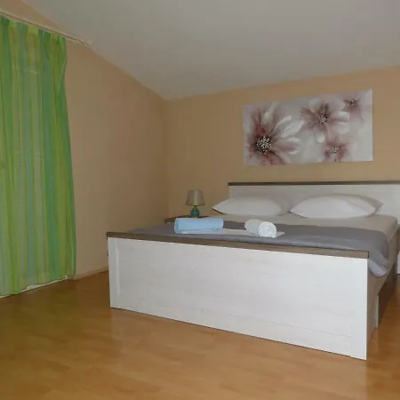 Prgin Apartment Primosten