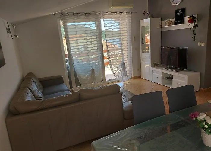 Апартаменты Prgin Примоштен